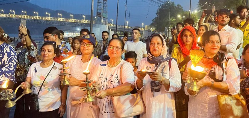 Message of water conservation given during women's Ganga Aarti at Poornanand Ghat