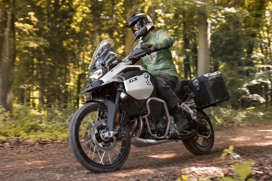 BMW Launches Powerful F 900 GS, Adventure Bikes in India