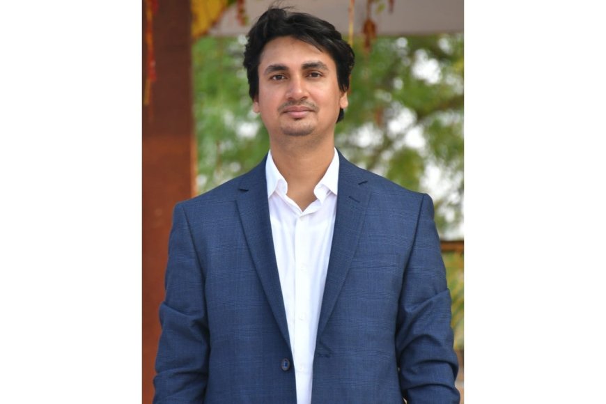 Dr. Avinash Singh from BBAU Joins Gujarat Central University