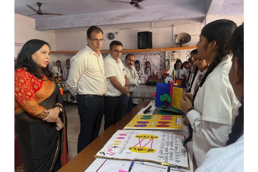 Arya Kanya School Hosts Inspiring Science Exhibition