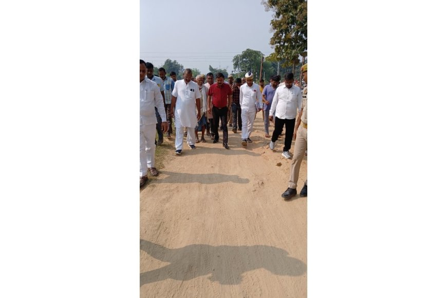 DM Avinash Singh Inspects Akbarpur Railway Underpass Issue