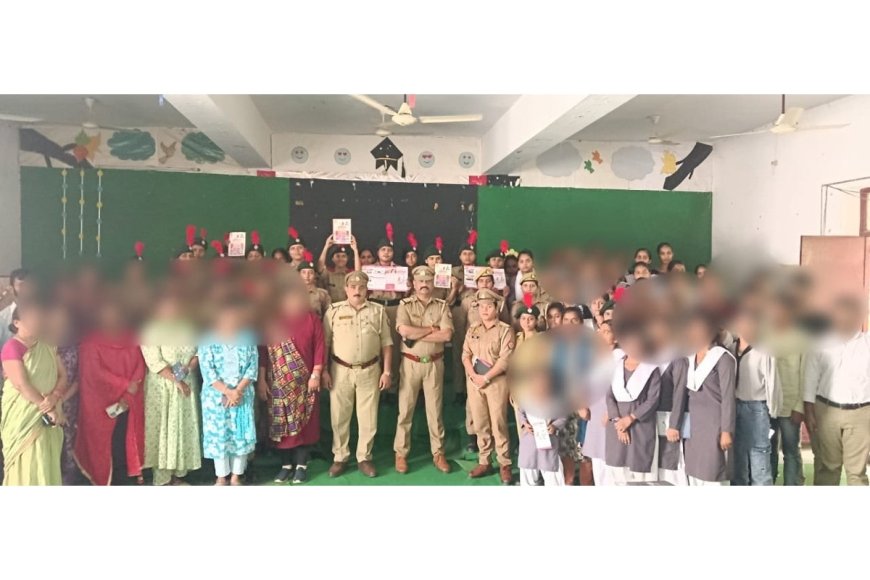 Lucknow Police Empower Students with Mission Shakti