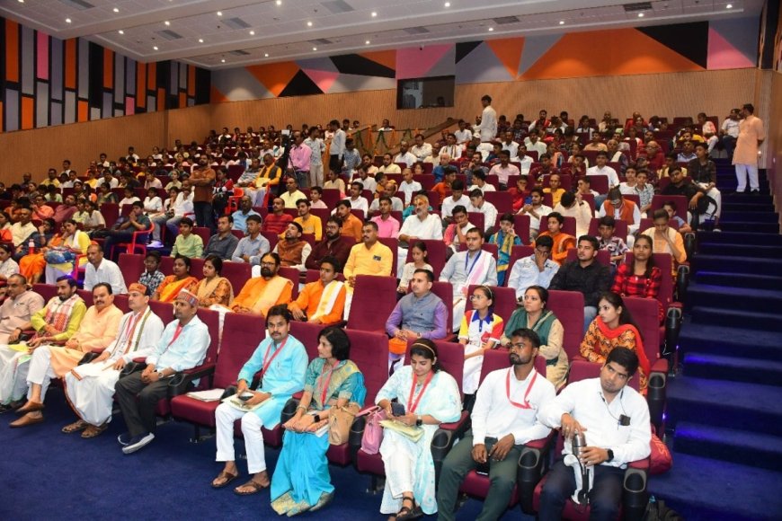 Lucknow Celebrates Young Sanskrit Scholars at Annual Award Ceremony