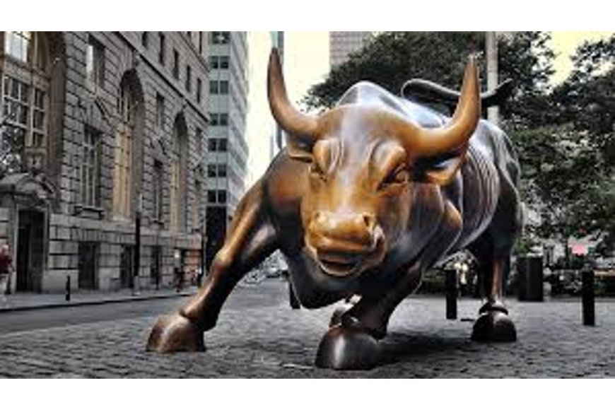 Bull Run Continues: Sensex, Nifty Rally Led by Banking and Metal Sectors