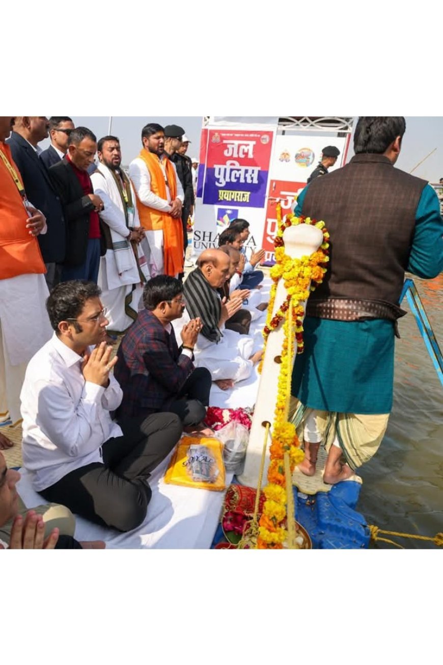 Rajnath Singh Takes Holy Dip at Kumbh