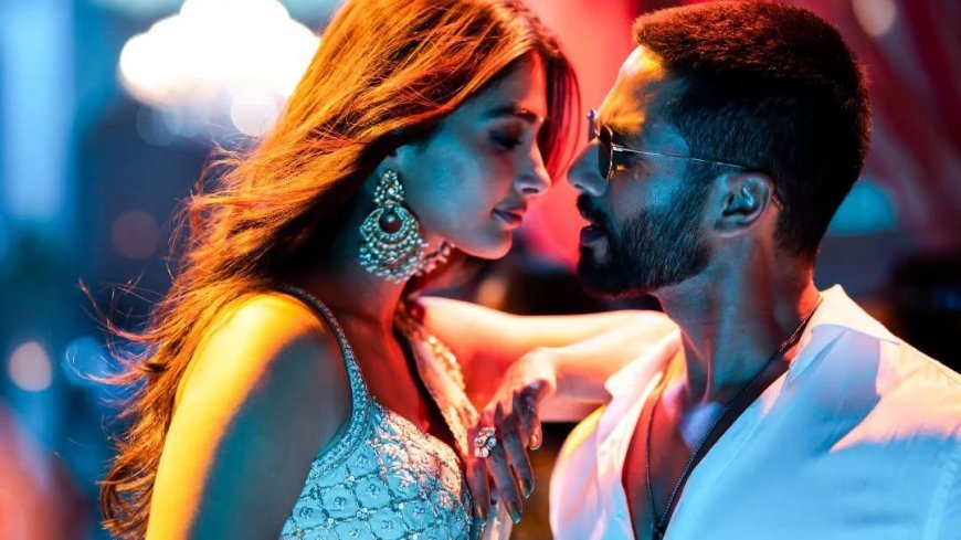 ‘Deva’: #shahidkapoor & Pooja Hegde’s Natural Chemistry Wins Hearts