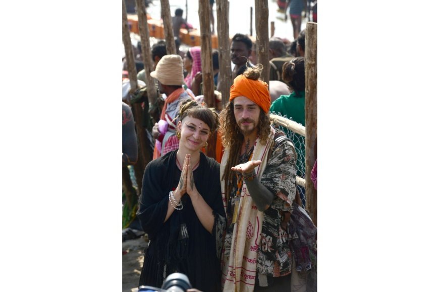 Naga Sadhus Captivate at Triveni Sangam During Mahakumbh 2025