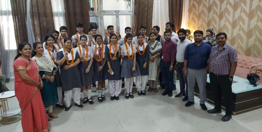 BSS Education Center Students Shine in CBSE Exams with 100% Success Rate