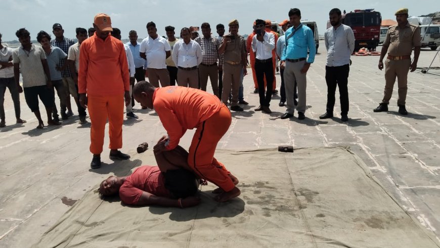 NDRF Conducts Mega Flood Mock Drill in Prayagraj with Emergency Teams