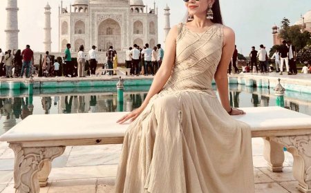 True Experiencing the Taj Mahal Timeless Beauty