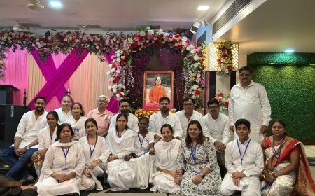 Yoga Nidra Session Brings Peace and Positivity to Kanpur