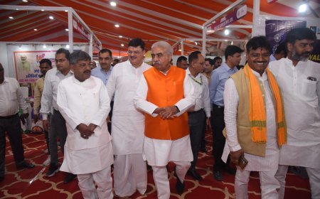 Uttar Pradesh : Trade Exhibition Showcases Ayodhya and Devipatan Divisions"