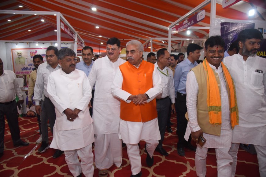 Uttar Pradesh : Trade Exhibition Showcases Ayodhya and Devipatan Divisions"