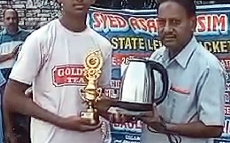 Bhanu Pratap and Daulat Hussain College in semi-finals