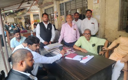 Advocates condemned the attack on Naib Tehsildar