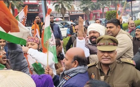 Prayagraj: Congress Protests Against National Herald Case