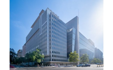 World Bank Grants $700 Million To Pakistan