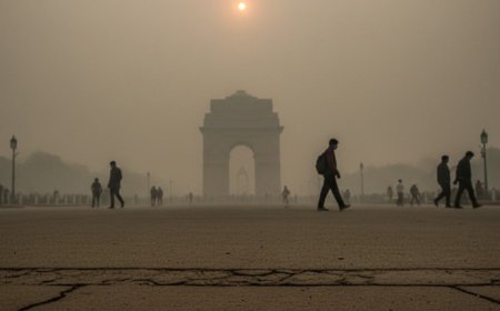 Toxic Haze Grips Delhi, AQI Hits Severe