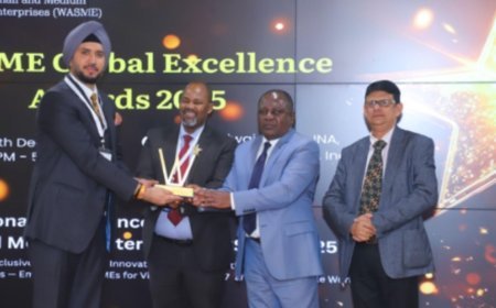 Rockingdeals Founder Honored with Sustainability Champion Award