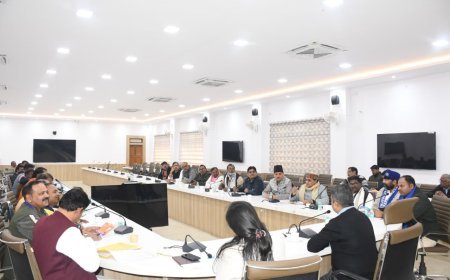 Prayagraj DM Urges Citizens to Use Form 6 as Electoral Roll Digitization Wraps Up