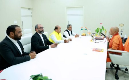 UP Advocates Seek Ayushman Coverage and Pensions