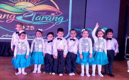 Mayor Pramila Pandey Unveils New E-Commerce App at School Annual Day