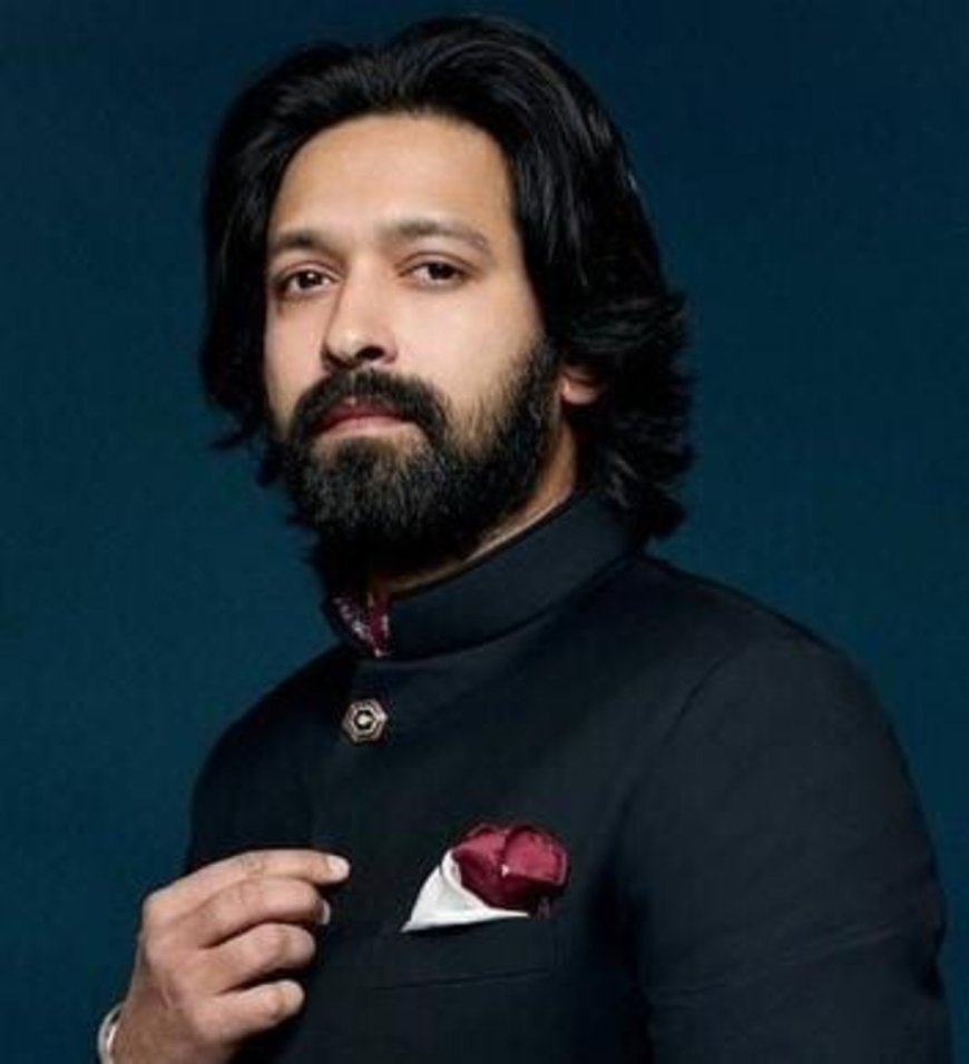 Vikrant Massey Shines as Sri Sri Ravi Shankar