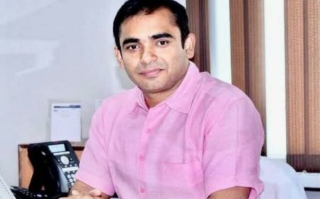 IRTS Veteran Dr. Prakash Chandra Tripathi Takes Helm as Dy. CVO of North Central Railway