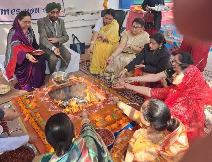 Awadh Collegiate Bids Emotional Farewell to Class 12 Batch with Grand Ceremony and Vedic Rituals