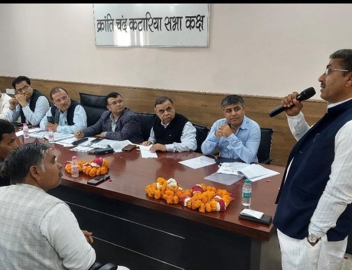 UP Transporters Threaten Statewide Protest Over GST and RTO "Harassment"