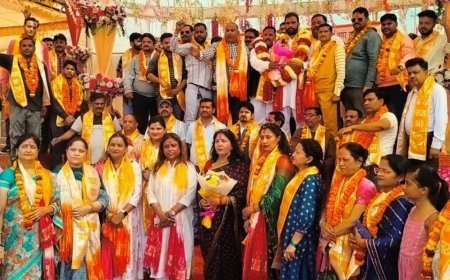 Holi Festivities Meet Advocacy: Sanyukt Udyog Vyapar Mandal Raises Voice for Traders’ Rights