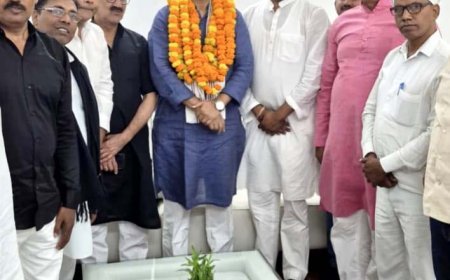 Congress National Secretary Rajesh Tiwari Celebrates Eid in Prayagraj; Calls for Unity Amid Economic Critique