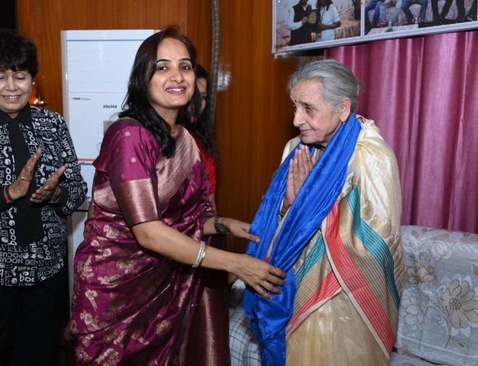 Empowering Women: Yogshikha Trust Hosts ‘Shakti Swarupa Samman Samaroh’ in Lucknow