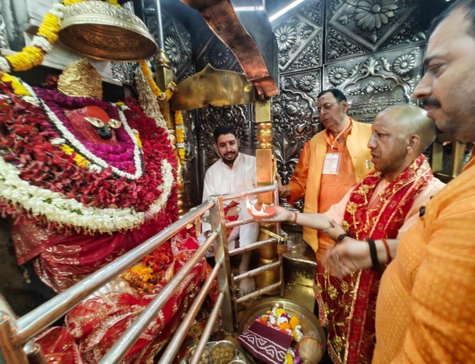 CM Yogi Inspects Vindhyachal Corridor; Ensures Seamless Arrangements for Chaitra Navratri