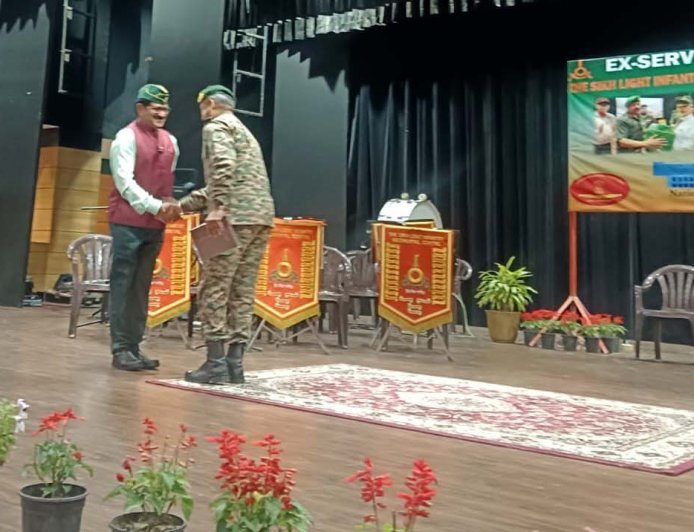 Kannauj Hosts Grand Ex-Servicemen Rally: Honoring the Guardians of the Nation