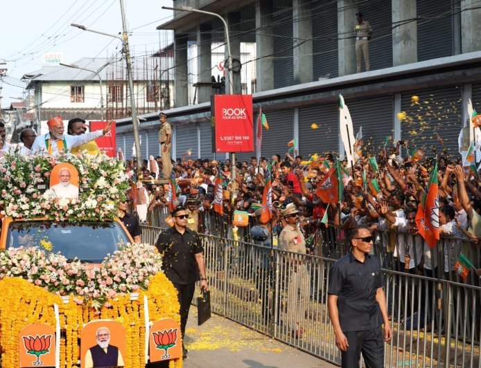 Historic Energy: BJP-NDA Reaffirms Commitment to Thrissur’s Growth in Mega Roadshow