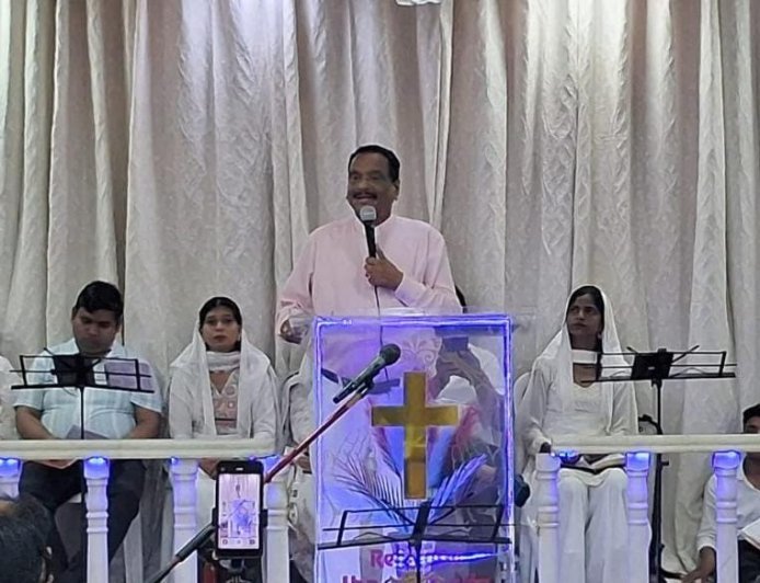 Divine Reflections: Sharda Nagar Church Commemorates Good Friday with Solemnity