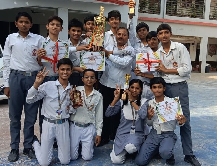 Saraswati Vidya Mandir Madhav Gyan Kendra Triumphs as Overall Champions in Inter-School Chess Competition