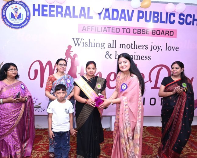 Hiralal Yadav Group of Colleges Hosts a Spectacular Mother’s Day Extravaganza