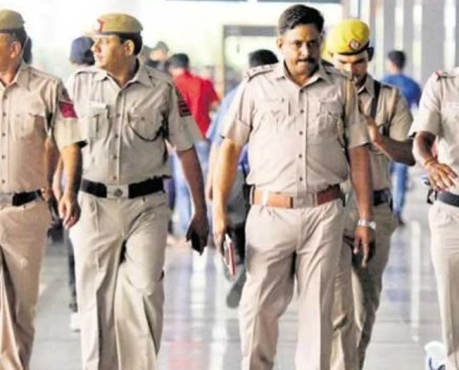 Delhi Police Bust Dangerous ISI Underworld Terror Module 