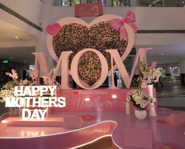 Phoenix United Bareilly Celebrates Mother’s Day with Unique Digital Caricatures