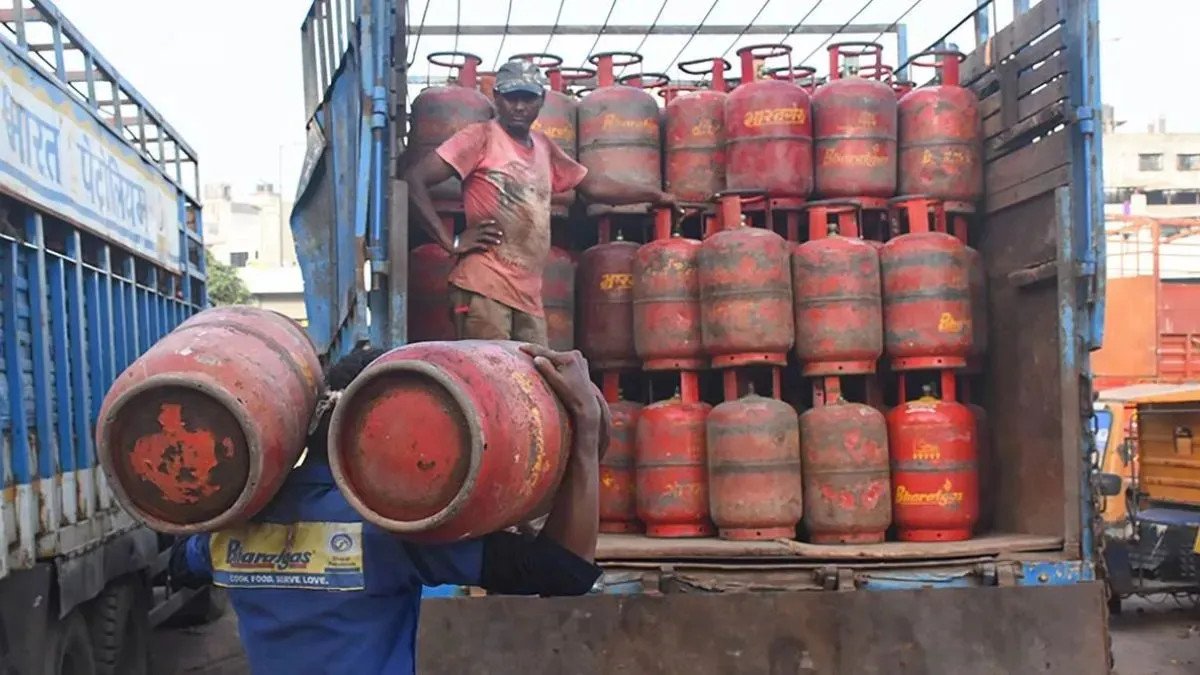 Government Cuts Subsidised Ujjwala LPG Cylinders To Four Annually