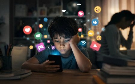 Should India Ban Social Media For Under-16s? Experts Split Over Policy