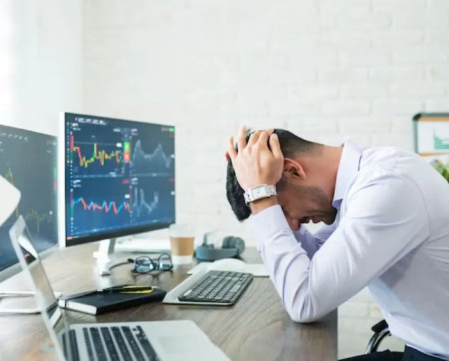 Sensex and Nifty Tumble Over One Percent at Opening Bell