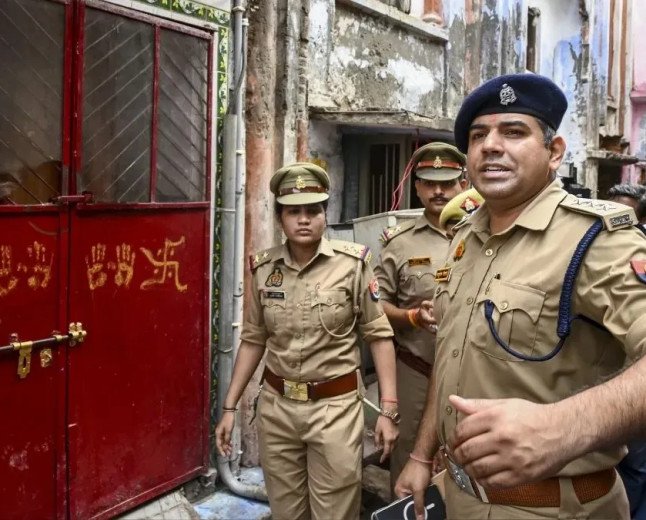Ram Temple Theft Probe Intensifies As Key Official Transferred