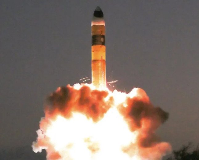 India Expands Nuclear Arsenal to 190 Warheads, Surpassing Pakistan