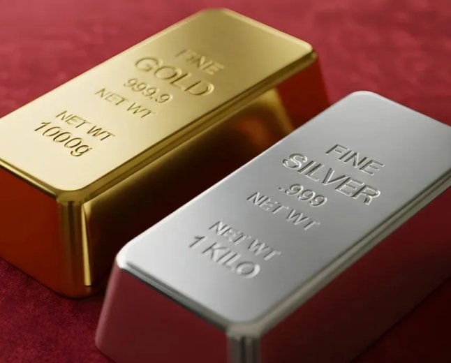 Gold Futures Gain Ground On Multi Commodity Exchange While Silver Settles Near Two Lakh Sixty-Three Thousand