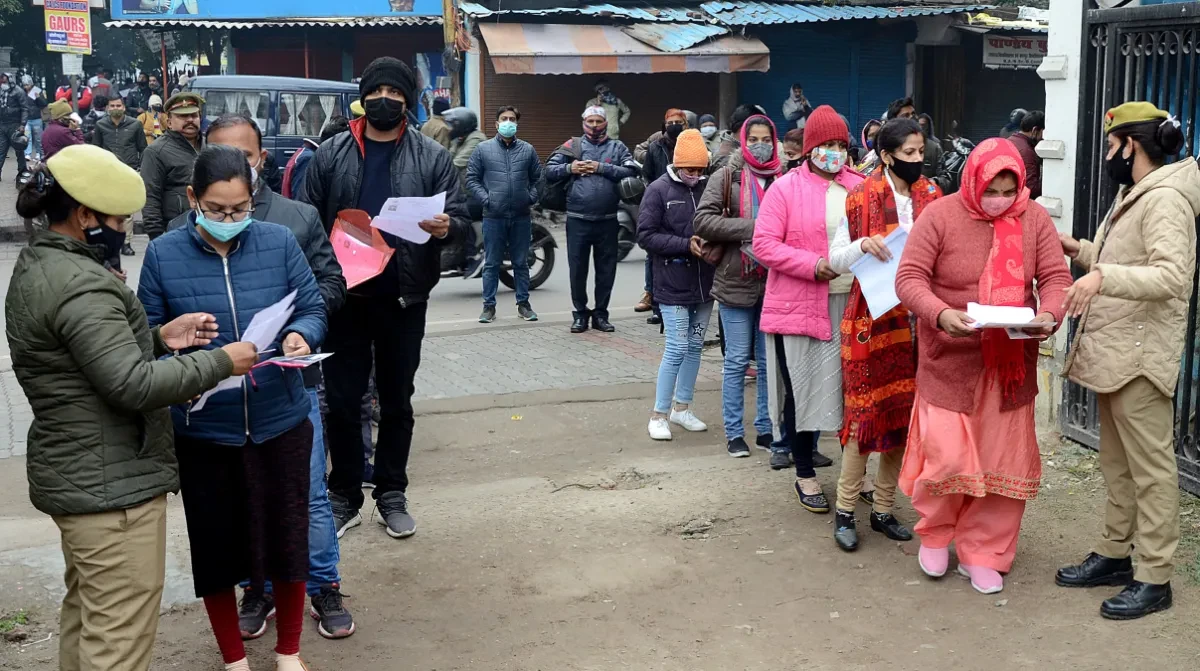 Uttar Pradesh Police Bust Major Cheating Racket And Arrest Fifteen Impersonators