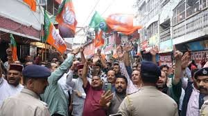NEET Paper Leak Sparks Congress Protest Outside Shimla BJP Office Raising Political Tensions