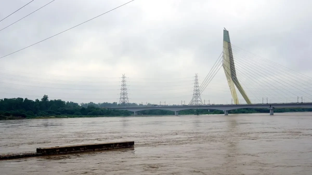 Two Recovered, Two Missing After Four Minors Drown in Yamuna River Tragedy